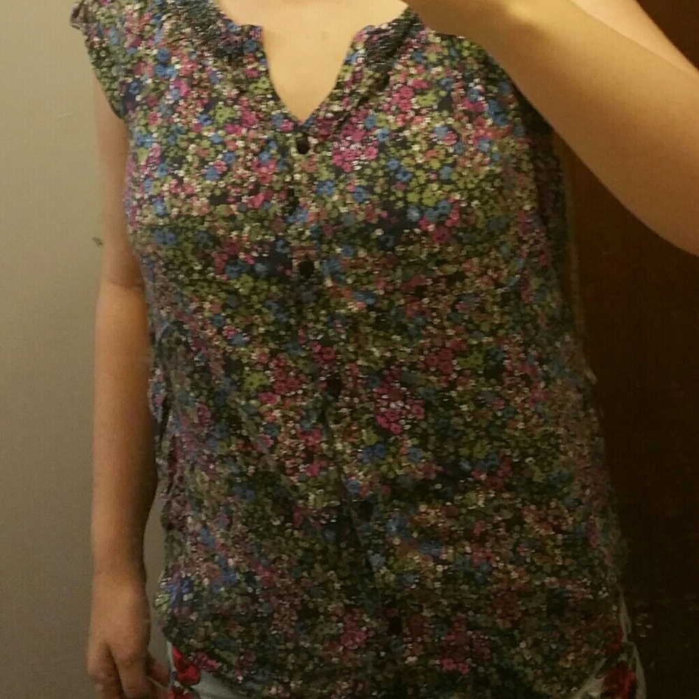 floral blouse